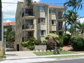 Hervey Bay Accommodation Santalina - Holiday Accommodation